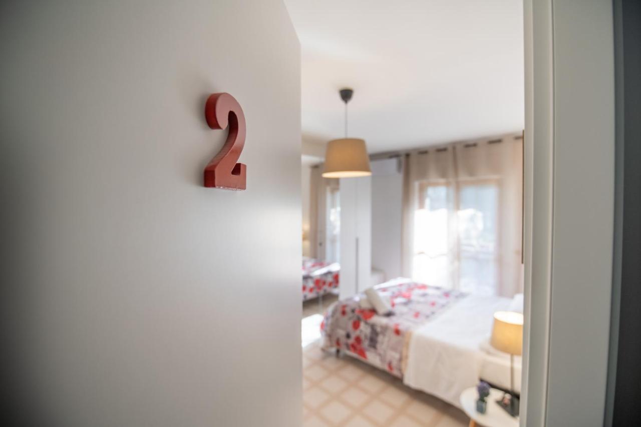 B&B A Casa Di Amici Caserta Eksteriør bilde